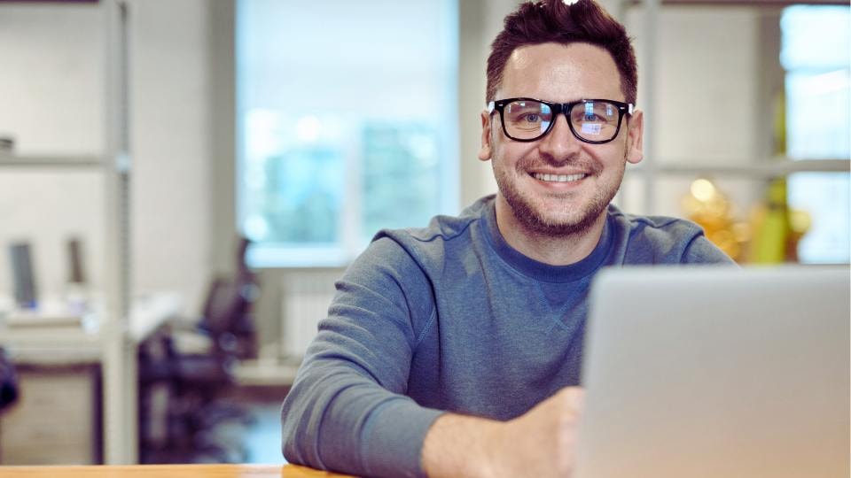 Wypożyczalnia samochodów Ursynów / canva