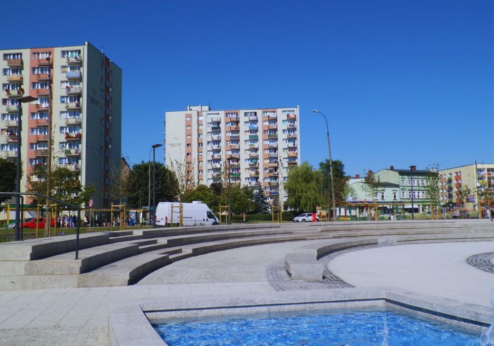 Tani wynajem aut w Pile/ fot. wikipedia.org autor: Stanley Krawczyk