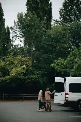 Para ładująca bus osobowy