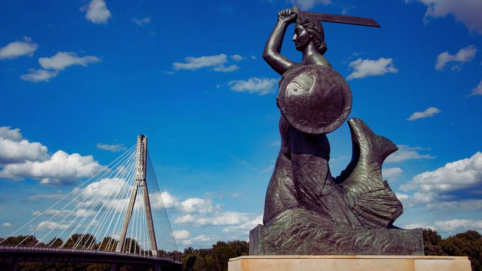 Wynajem samochodów Warszawa Ursynów / canva