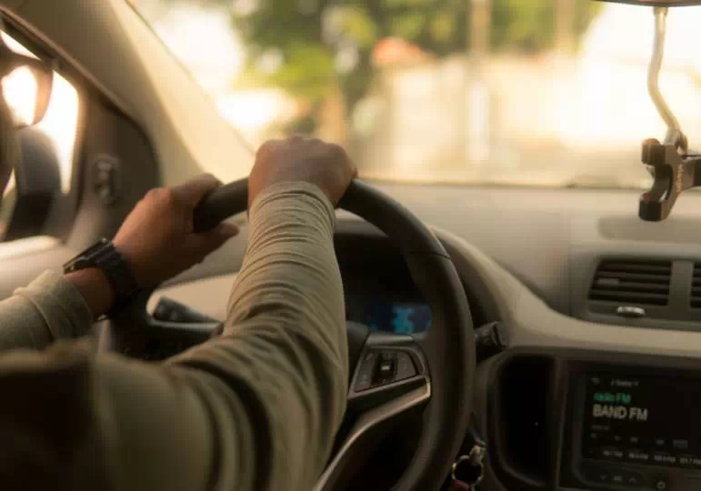 Mandat za jazdę pod wpływem alkoholu / fot. Canva.com