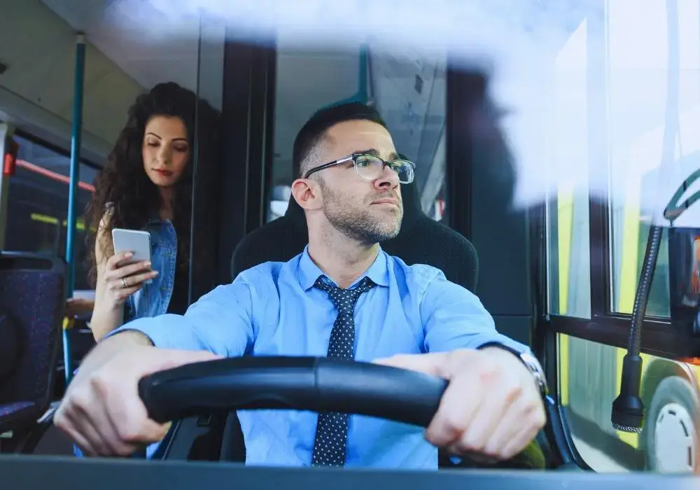 Jakie prawo jazdy na autobus? / fot. Canva.com