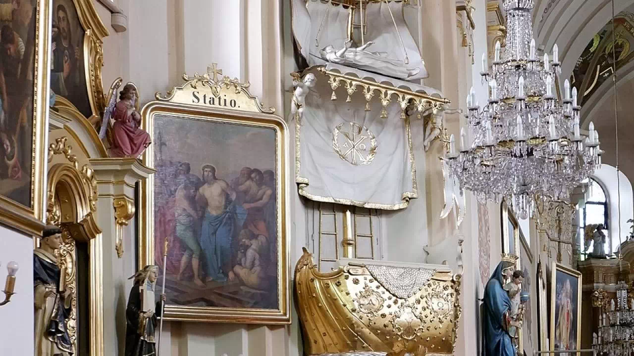 Ambona w Kościele Opatrzności Bożej w Bielsku-Białej