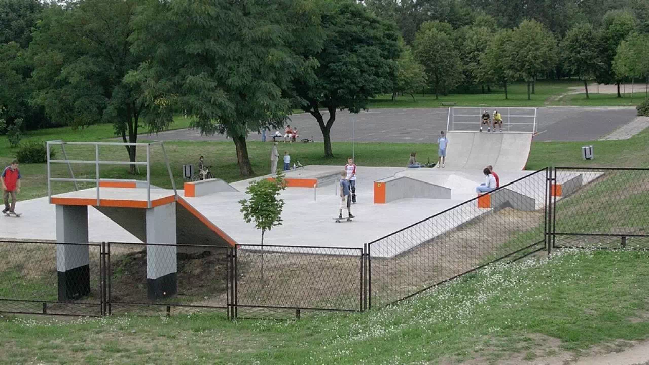 Skatepark w Częstochowie na Promenadzie