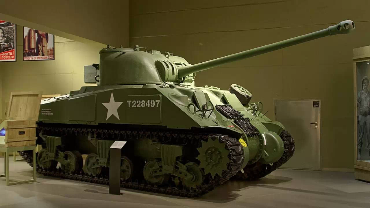 Czołg Szerman w Muzeum II Wojny Światowej w Gdańsku
