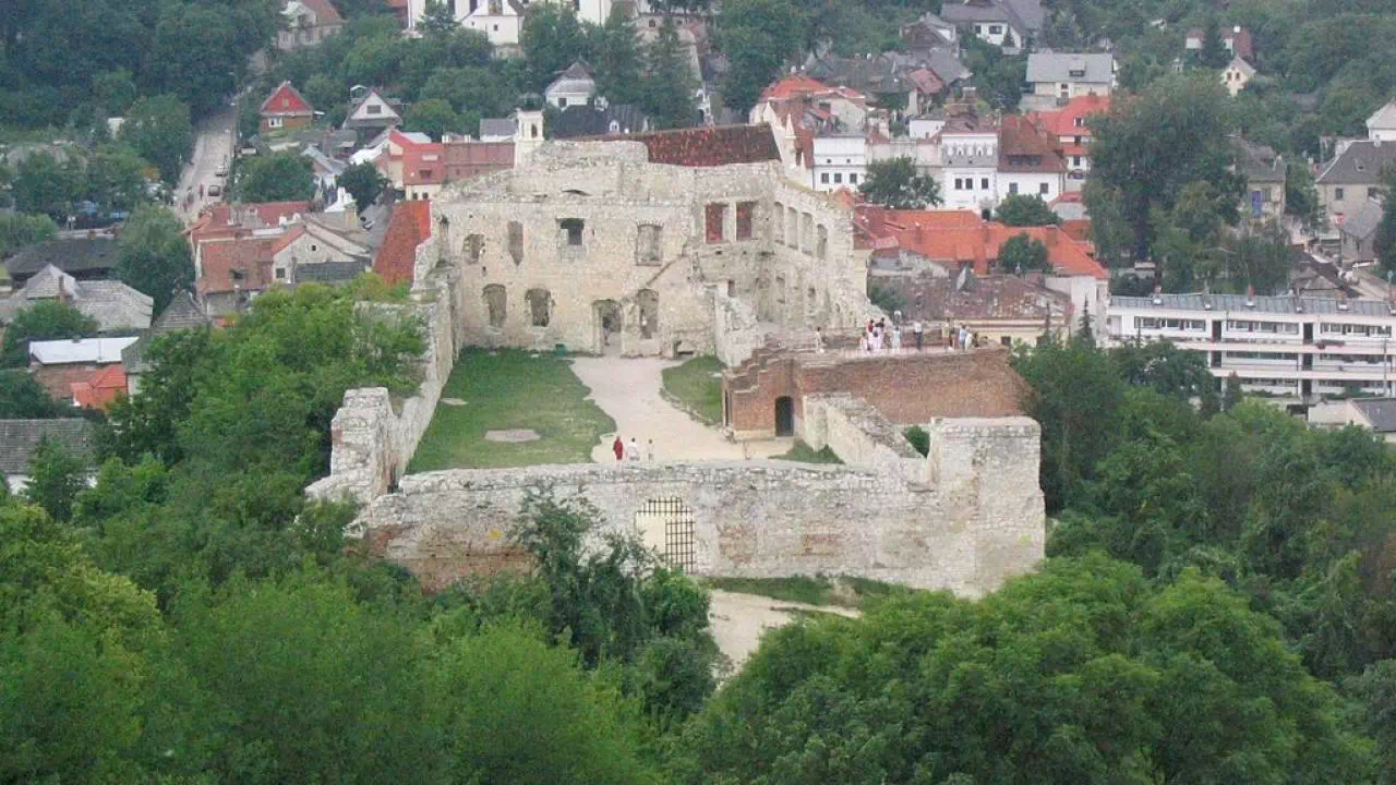 Ruiny zamku w Kazimierzu Dolnym