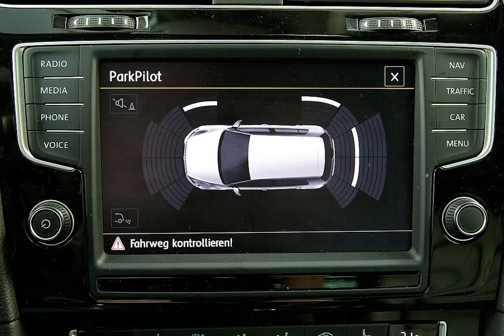 System Park Assist. Czym jest i jak dziaĆa asystent parkowania? / fot. Wikimedia