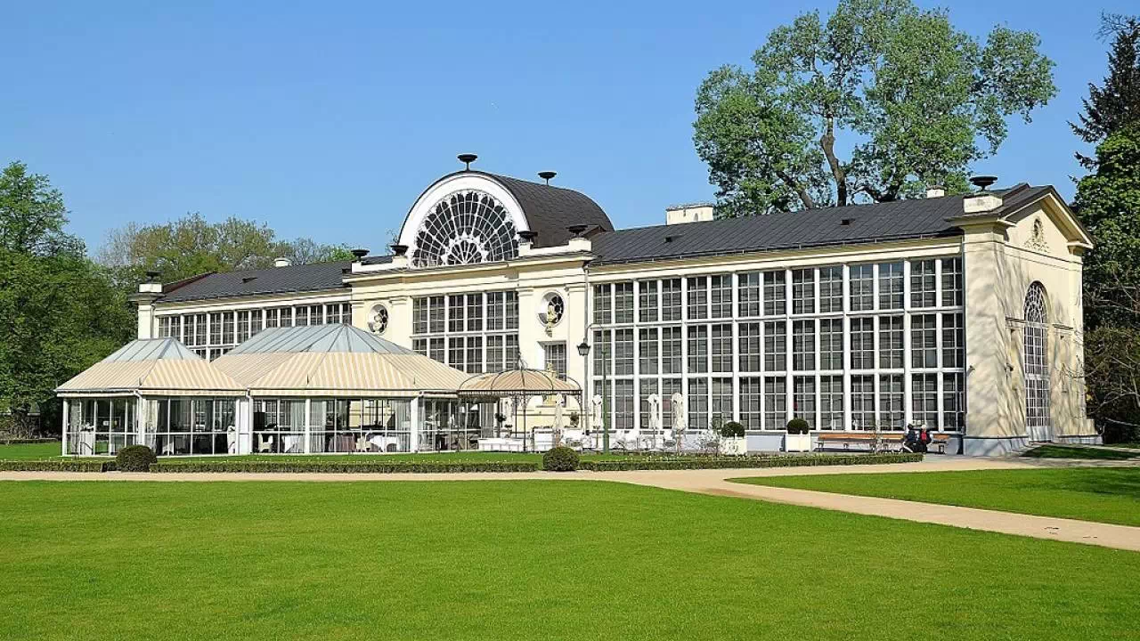 Nowa Pomarańczarnia w Łazienkach Królewskich w Warszawie