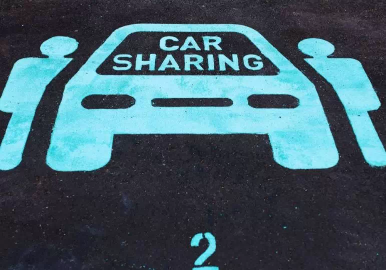 Carsharing czy wypożyczalnia samochodów?