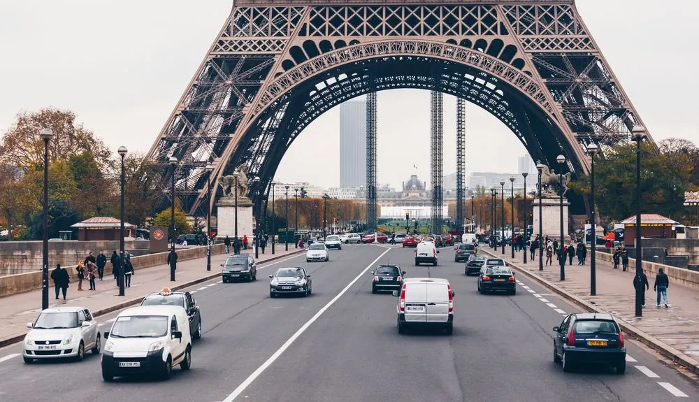 Autostrady we Francji – jakie opłaty drogowe?