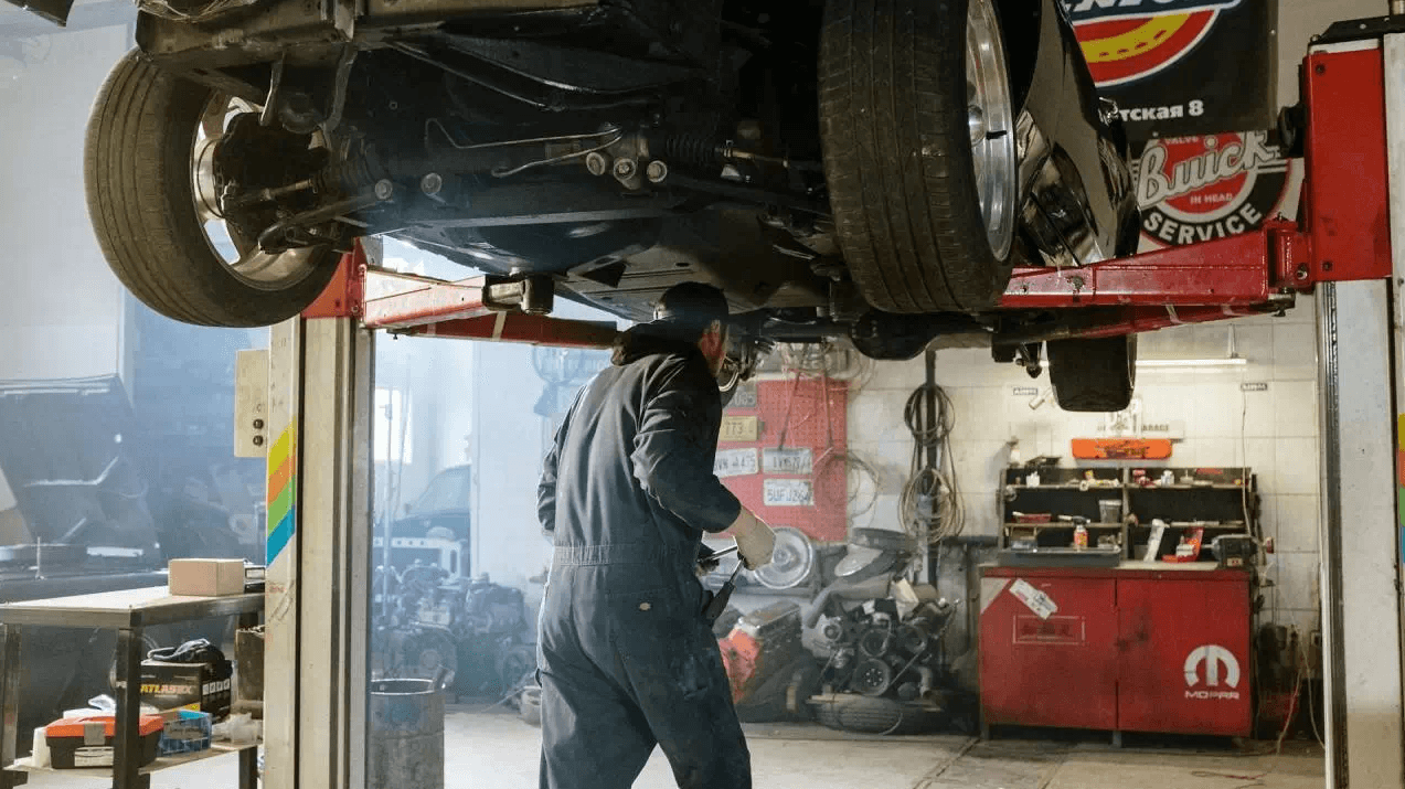 Dynamiczna wymiana oleju – na czym polega i ile kosztuje?